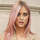 Яркое преображение: зачем Валентина Ферраньи покрасила волосы в розовый