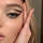 «Кошачий взгляд»: рассказываем, как повторить необычный макияж Эльзы Хоск