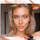 BeautyHack дня: как освежить макияж за 30 секунд с помощью бронзера