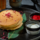 Омлет с белыми грибами и трюфелем, маринованные яйца нитамаго, каша из киноа с кедровыми орехами: лучшие завтраки с фестиваля BreakFest 2023