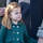 Изумрудное пальто, косички и доброта: принцесса Шарлотта как главный эльф британцев